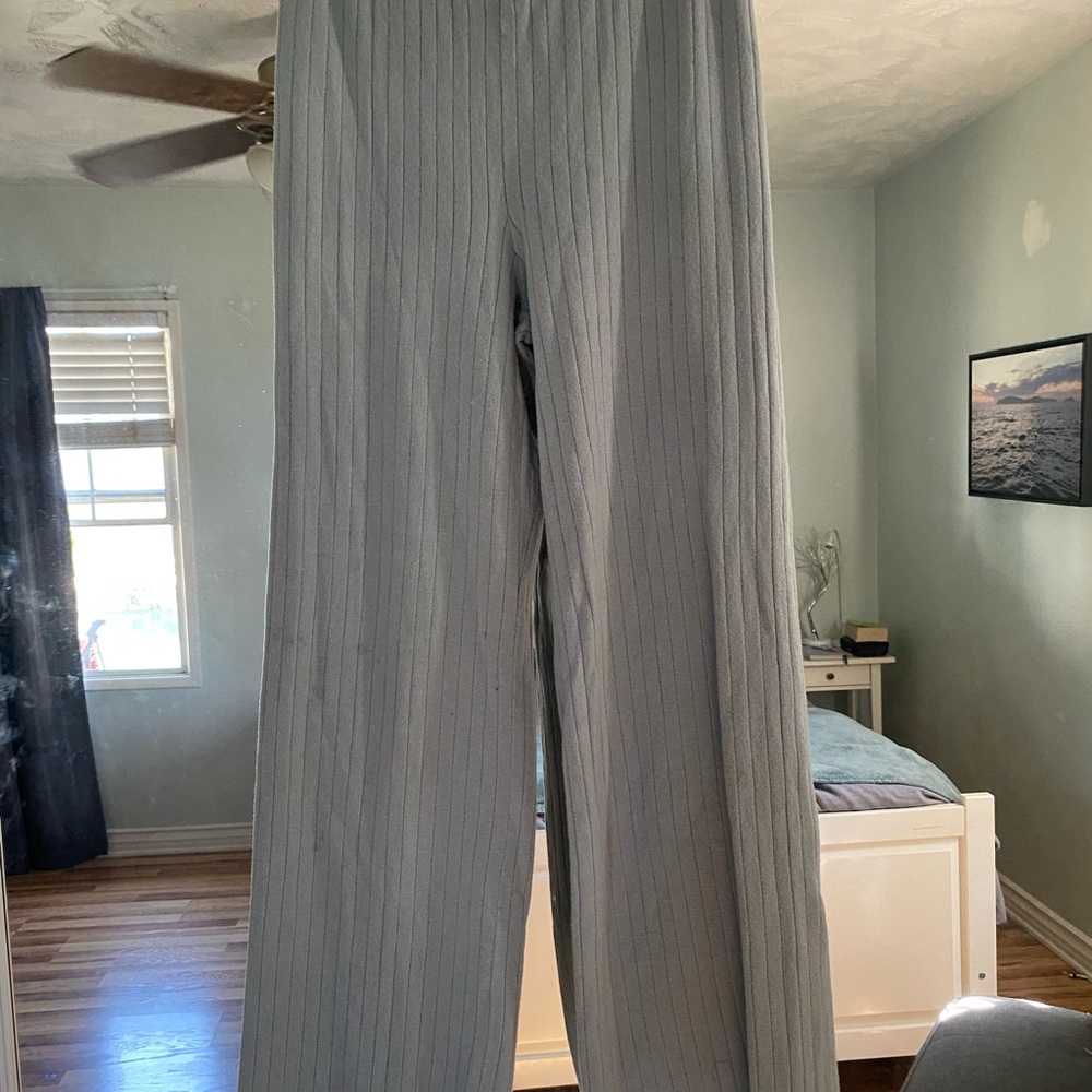 Abercrombie & Fitch flare sweat pants